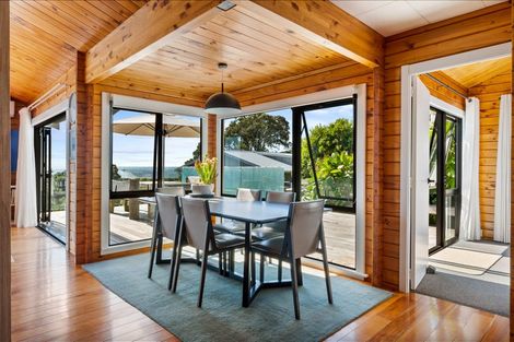 Photo of property in 3 Edwin Mitchelson Road, Muriwai, Waimauku, 0881