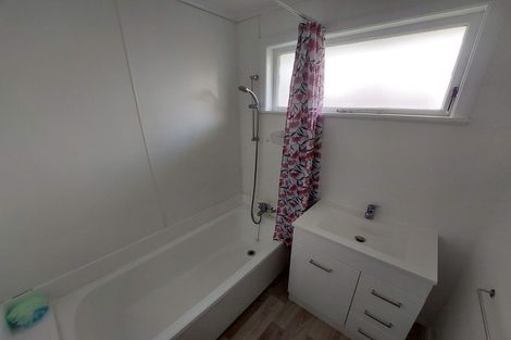 Photo of property in 3b Ferretti Grove, Avalon, Lower Hutt, 5011