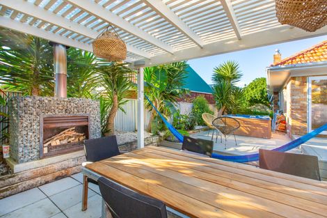 Photo of property in 5 Puriri Street, Raglan, 3225