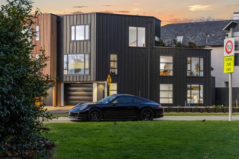 Photo of property in 1/11 Carlton Mill Road, Merivale, Christchurch, 8014