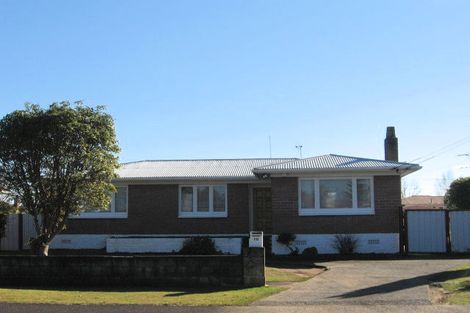 Photo of property in 10 Kerry Place, Papakura, 2110