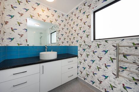 Photo of property in 26 Peppertree Glade, Kelvin Grove, Palmerston North, 4414