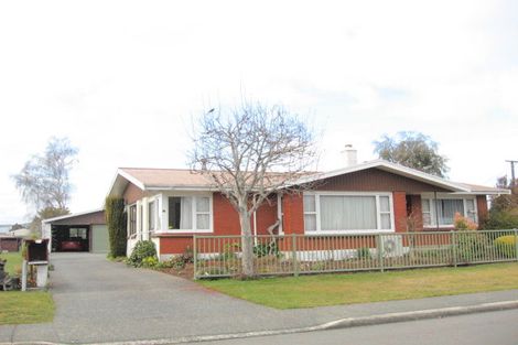 Photo of property in 26 Mckerrow Street, Te Anau, 9600