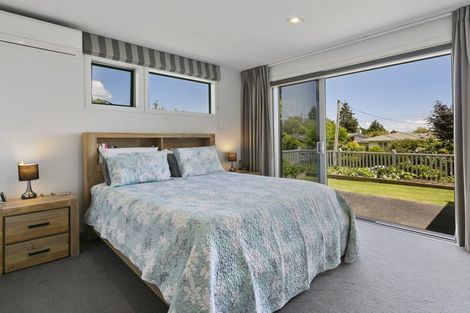 Photo of property in 14 Chesham Avenue, Waipahihi, Taupo, 3330