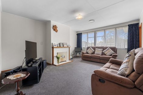 Photo of property in 49 Middlemore Crescent, Papatoetoe, Auckland, 2025