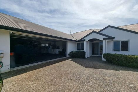 Photo of property in 8 Westminster Place, Rototuna North, Hamilton, 3210