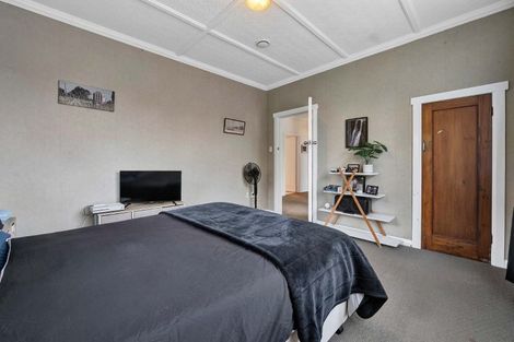 Photo of property in 275 Henwood Road, Paraite, New Plymouth, 4372