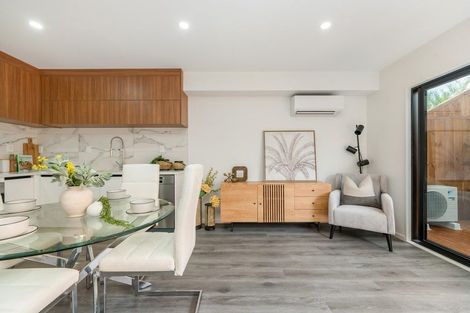 Photo of property in 20a Sabot Place, Massey, Auckland, 0614