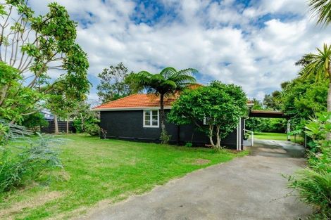 Photo of property in 59 Te Moana Road, Waikanae Beach, Waikanae, 5036