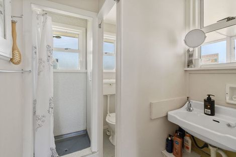 Photo of property in 7 Kent Avenue, Waitarere Beach, Levin, 5510