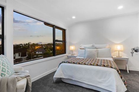 Photo of property in 6 Toi Toi Place, Northcote, Auckland, 0627