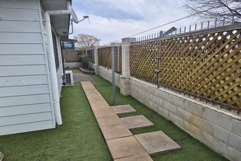 Photo of property in 2a Spriggs Crescent, Greenmeadows, Napier, 4112