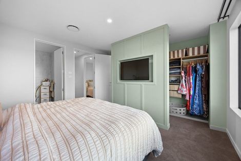 Photo of property in 150 Vintry Drive, Kumeu, 0810