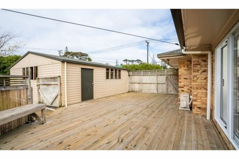 Photo of property in 330 Glengarry Road, Glen Eden, Auckland, 0602