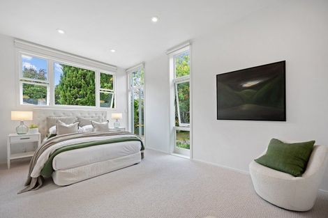 Photo of property in 194 Onewa Road, Birkenhead, Auckland, 0626