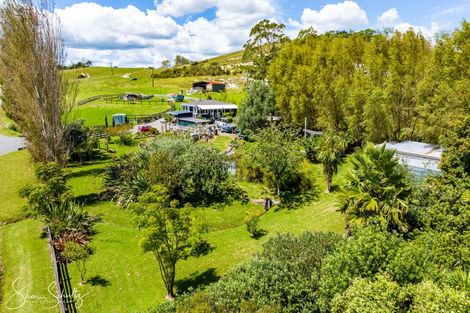 Photo of property in 2305 State Highway 12, Paparoa, 0571