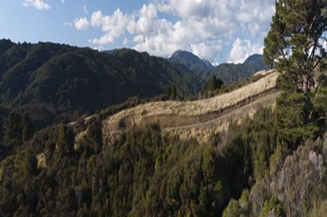 Photo of property in 17 Raikes Road, Kaitoke, Upper Hutt, 5018