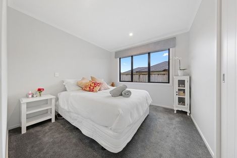 Photo of property in 37 Raithburn Terrace, Pokeno, 2402