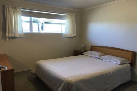 Photo of property in 17a Karaka Street, Merrilands, New Plymouth, 4312