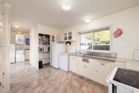 Photo of property in 8 Torquay Place, Bryndwr, Christchurch, 8053