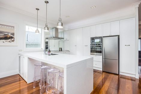Photo of property in 16 Warwick Street, Morningside, Auckland, 1022