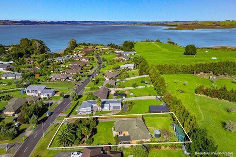 Photo of property in 7 Omana Avenue, Shelly Beach, Helensville, 0874