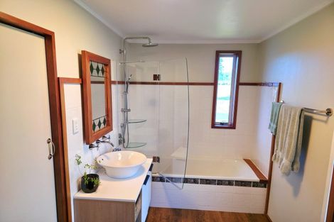 Photo of property in 43 Victoria Road, Westport, 7892