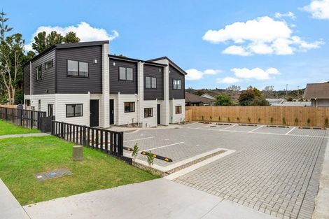Photo of property in 8/1 Kahikatea Place, Ranui, Auckland, 0612