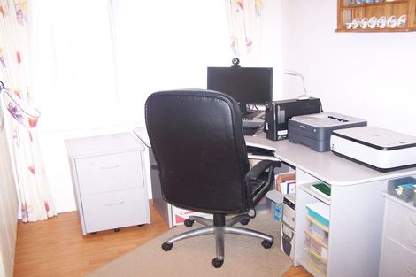 Photo of property in 54 Robbies Road, Shelly Park, Auckland, 2014