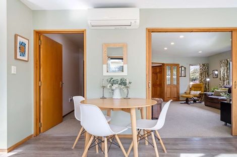 Photo of property in 4 Chesterfield Mews, Russley, Christchurch, 8042