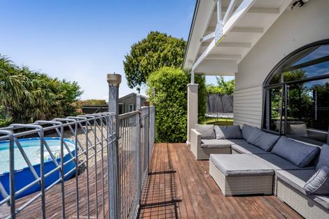 Photo of property in 300 Awai Road, Tarurutangi, New Plymouth, 4372