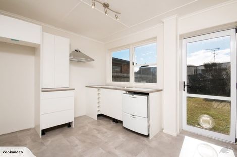 Photo of property in 39 Alice Avenue, Orewa, 0931