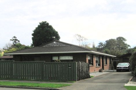 Photo of property in 38 Walton Avenue, Waikanae, 5036