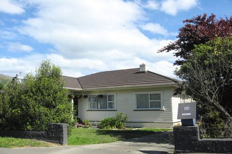 Photo of property in 30 Ranui Road, Stoke, Nelson, 7011
