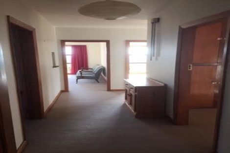 Photo of property in 99 Dyers Pass Road, Cashmere, Christchurch, 8022