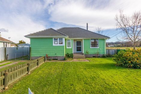 Photo of property in 5 Bennett Street, Waipawa, 4210