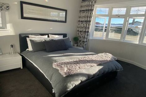 Photo of property in 10 Plunket Avenue, Petone, Lower Hutt, 5012