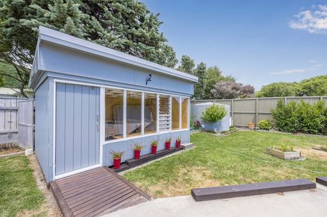 Photo of property in 3-9 Seddon Street, Waikanae, 5036