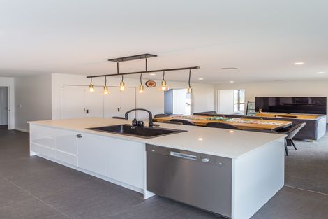 Photo of property in 4 Katrine Drive, Marshland, Christchurch, 8083