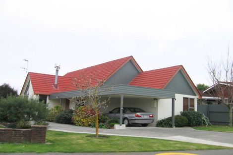 Photo of property in 25 Chester Street, Taradale, Napier, 4112