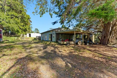 Photo of property in 200 Awa Road, Kumeu, 0891