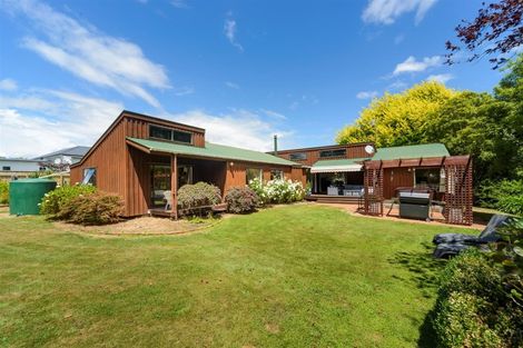 Photo of property in 40 Milne Street, Marton, 4710