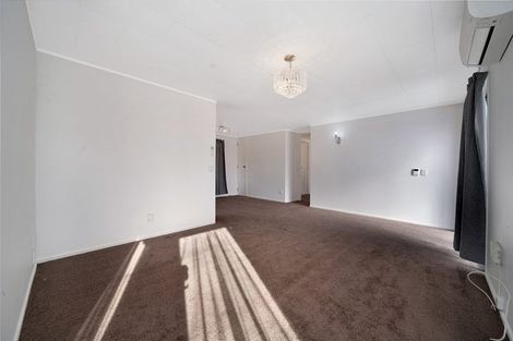 Photo of property in 11 Danube Lane, Glen Eden, Auckland, 0602