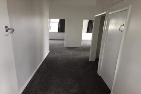 Photo of property in 16 Milson Line, Roslyn, Palmerston North, 4414