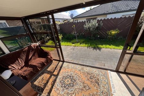 Photo of property in 26 Settlers Grove, Orewa, 0931