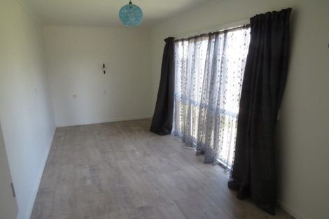 Photo of property in 1 Sedcole Street, Pahiatua, 4910