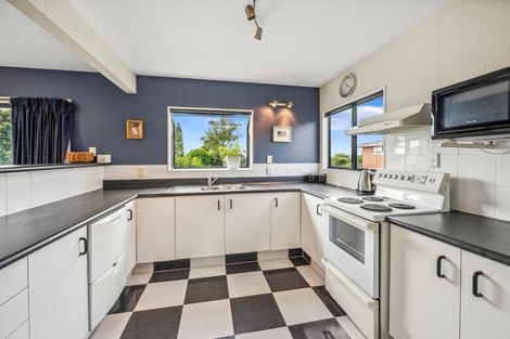 Photo of property in 13 Kerswell Terrace, Tihiotonga, Rotorua, 3015