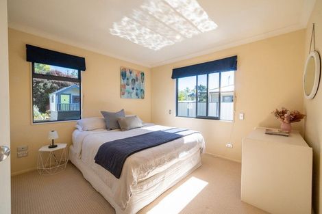 Photo of property in 17 Napier Street, Jervoistown, Napier, 4112
