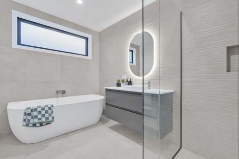 Photo of property in 10 Kamana Rise, Wanaka, 9382