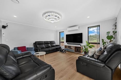 Photo of property in 124 Harriet Johnston Drive, Pokeno, 2402